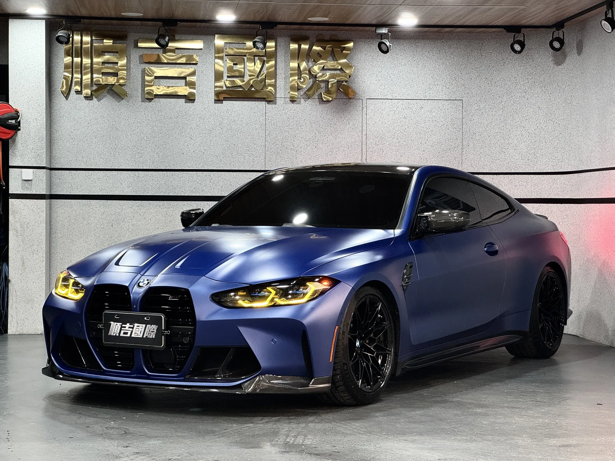 【2021 BMW  M4 Competition】