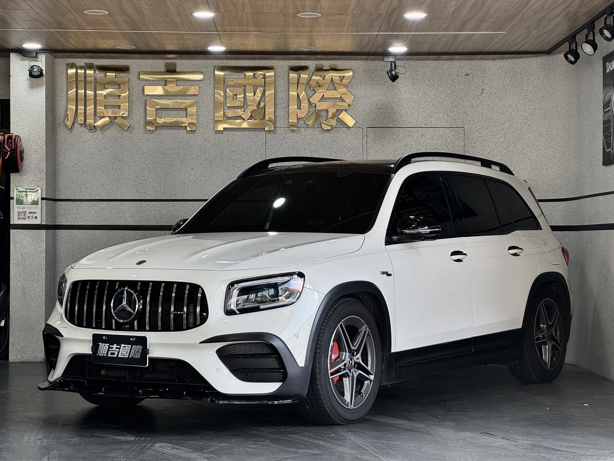 【2020 BENZ GLB250 4MATIC】