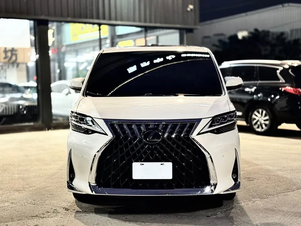 【2021 LEXUS LM300h】