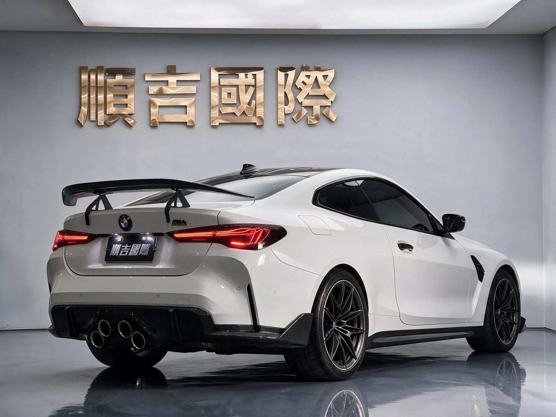【2021 年式 BMW G82 M4 Competition】