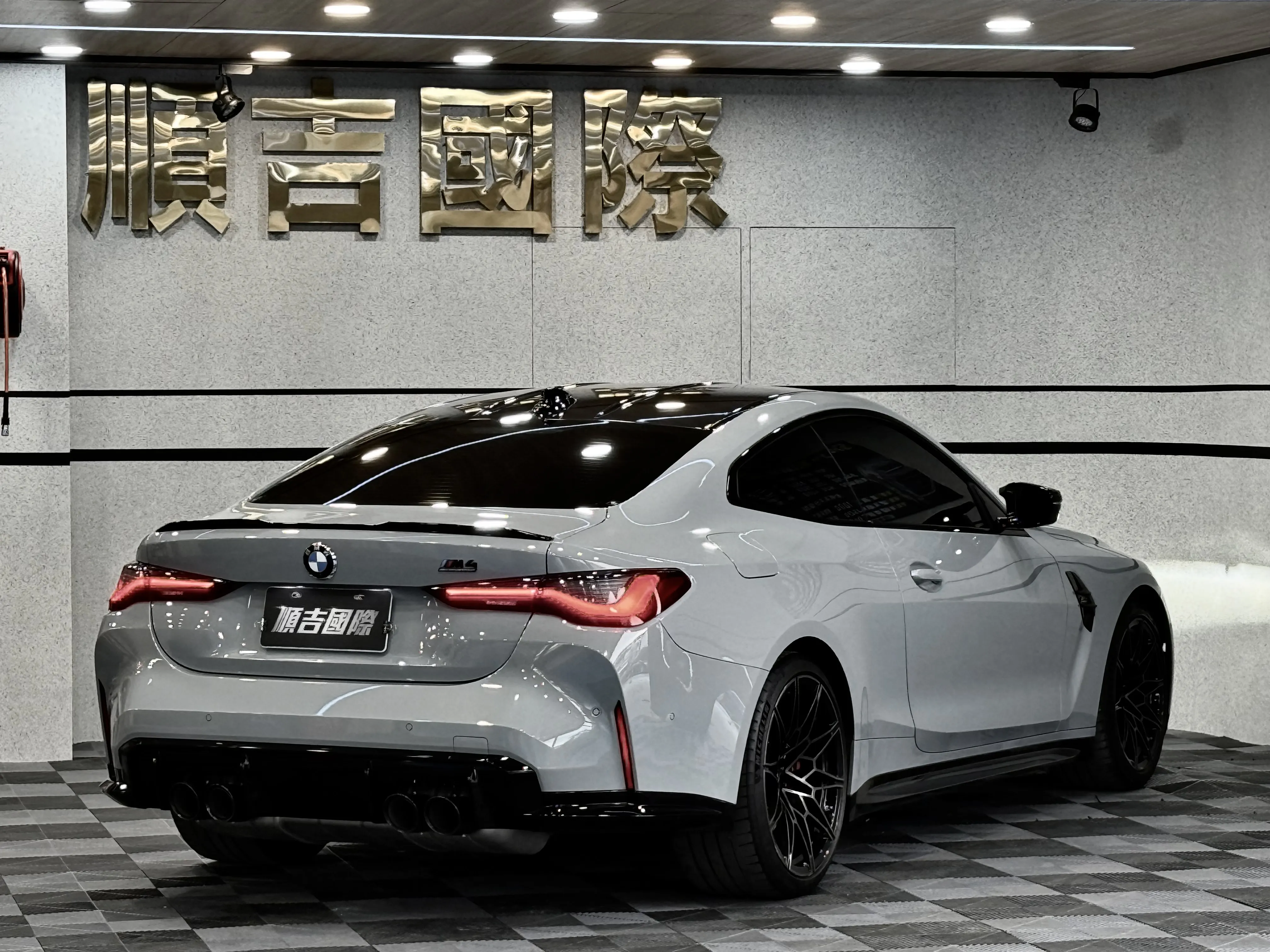 【 2021年 BMW G82 M4 Competition 】