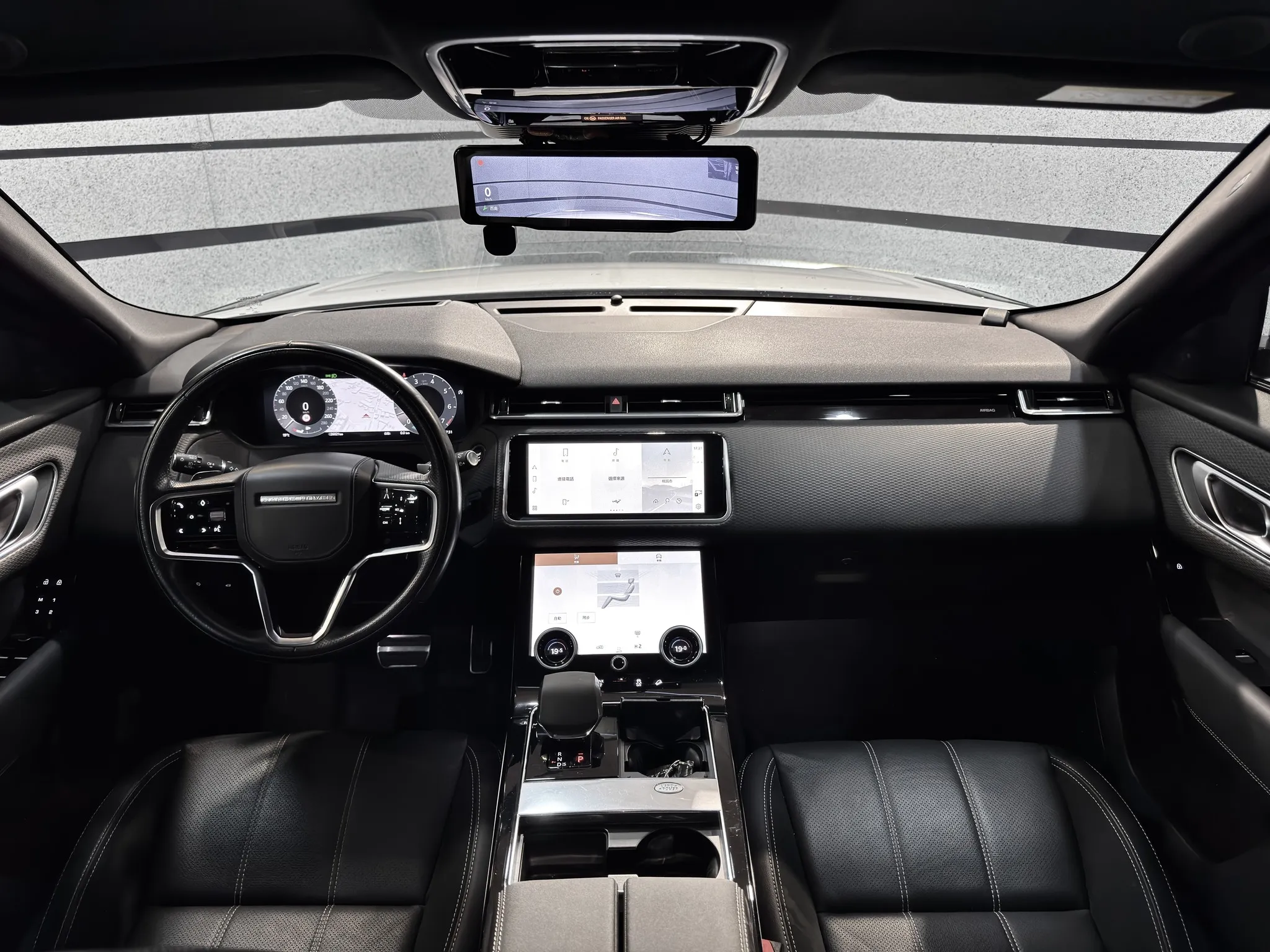 【2023 Land Rover Range Rover Evoque P250 R-Dynamic SE】