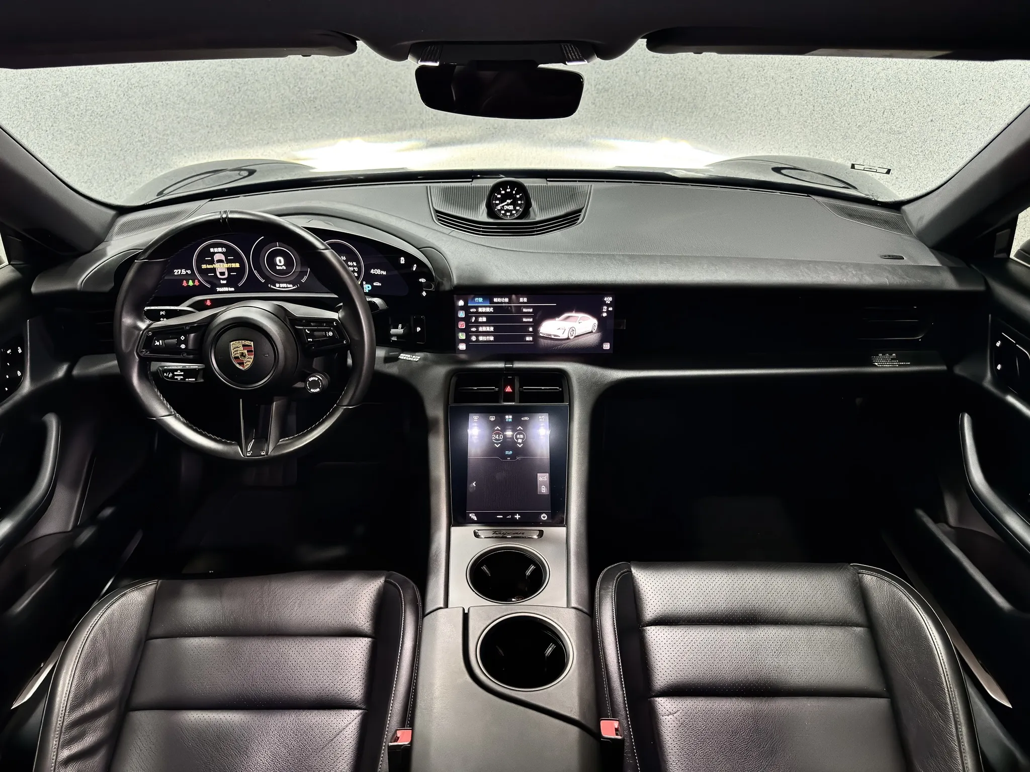 【2021 Porsch Taycan 4s】