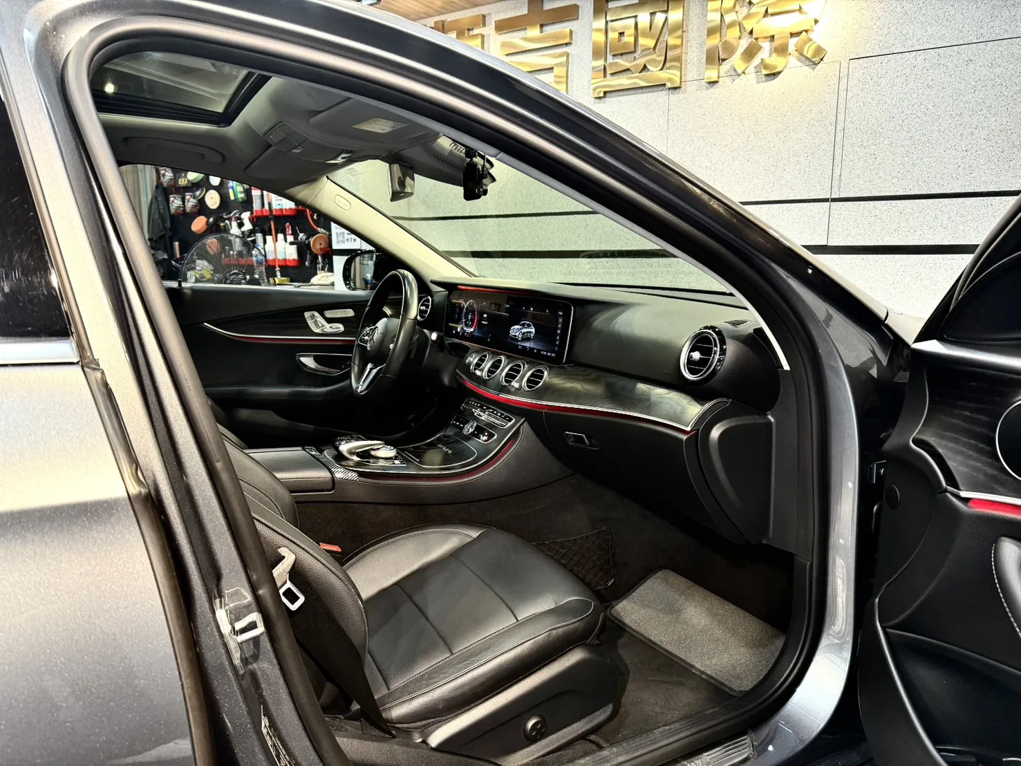 【 2020式 Mercedes-Benz  E300 AMG 】 
