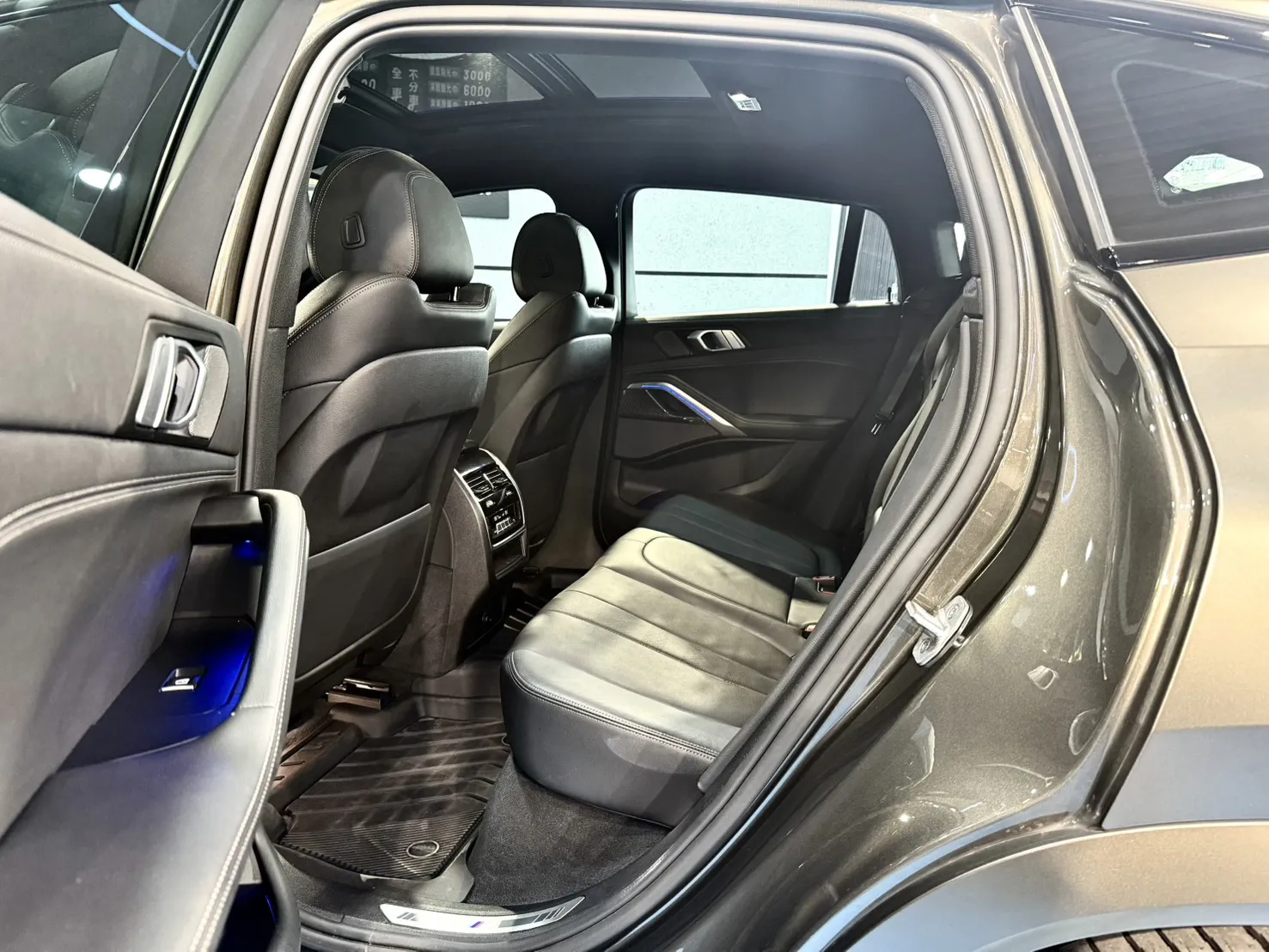 【 2021年式 BMW X6 XDrive40i M Sport 】