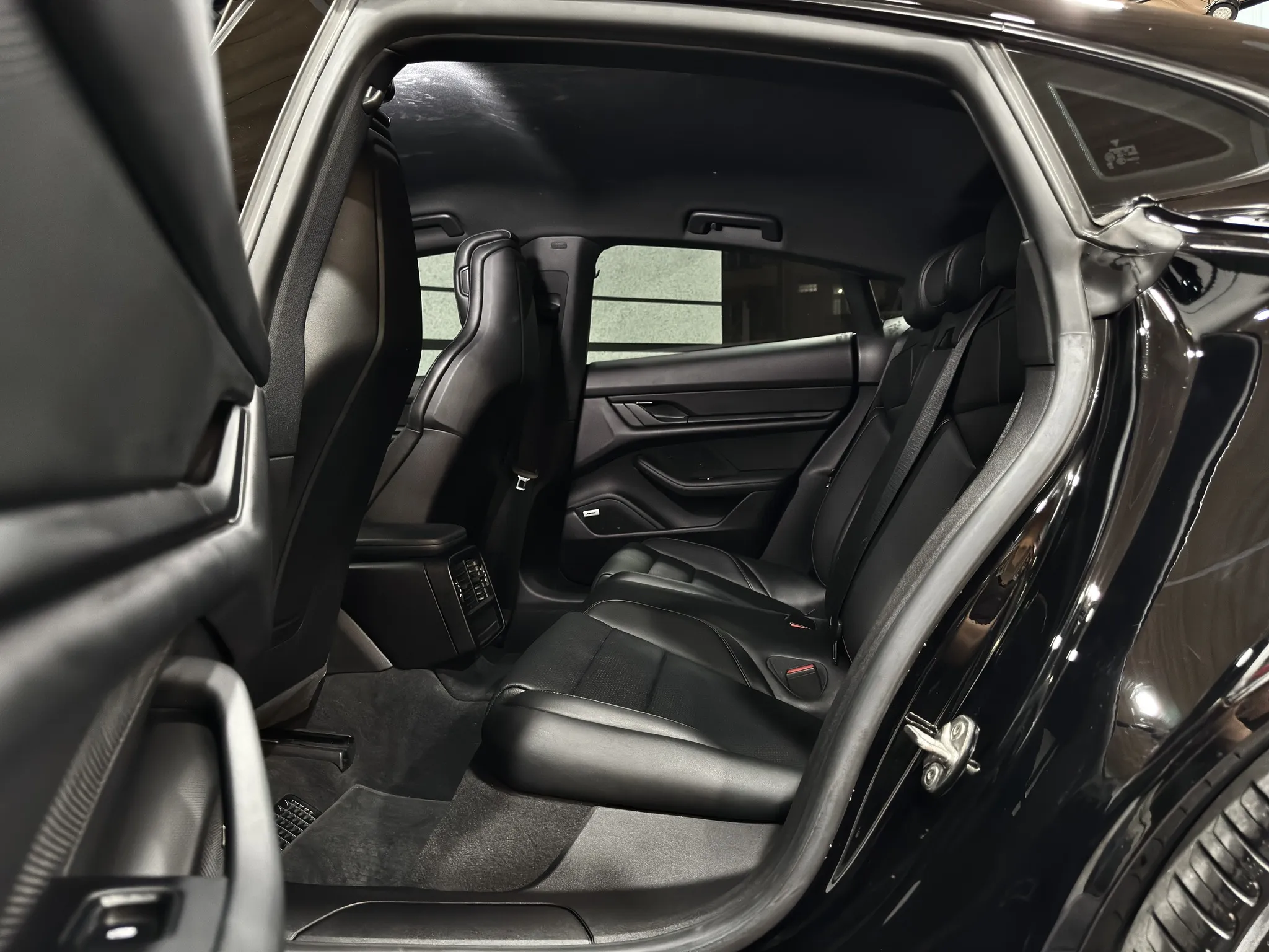 ⚡2021 Porsche Taycan 純電駕馭 × 選配價值 6X 萬⚡