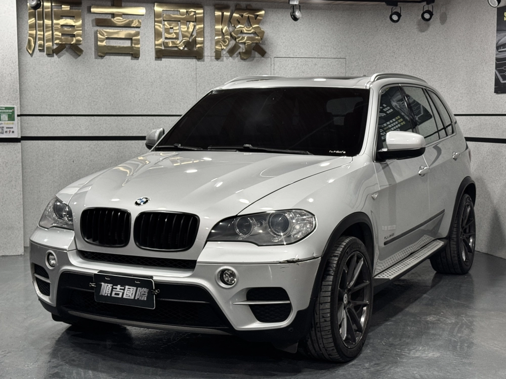 【 2013年 BMW X5 XDRIVE 35I 】