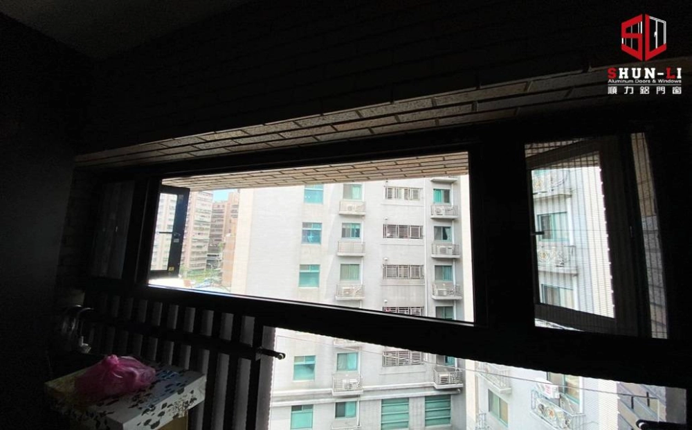 外推窗