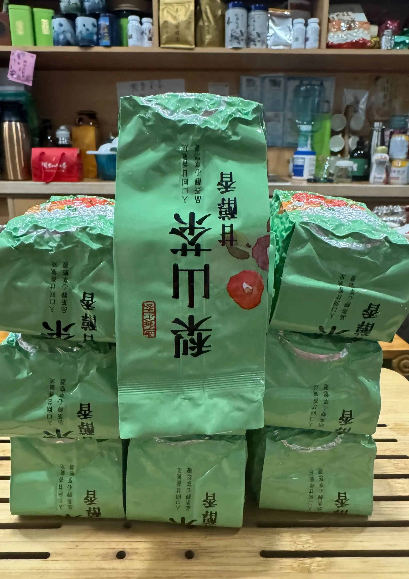 【順香茗茶】 梨山高山茶 一斤