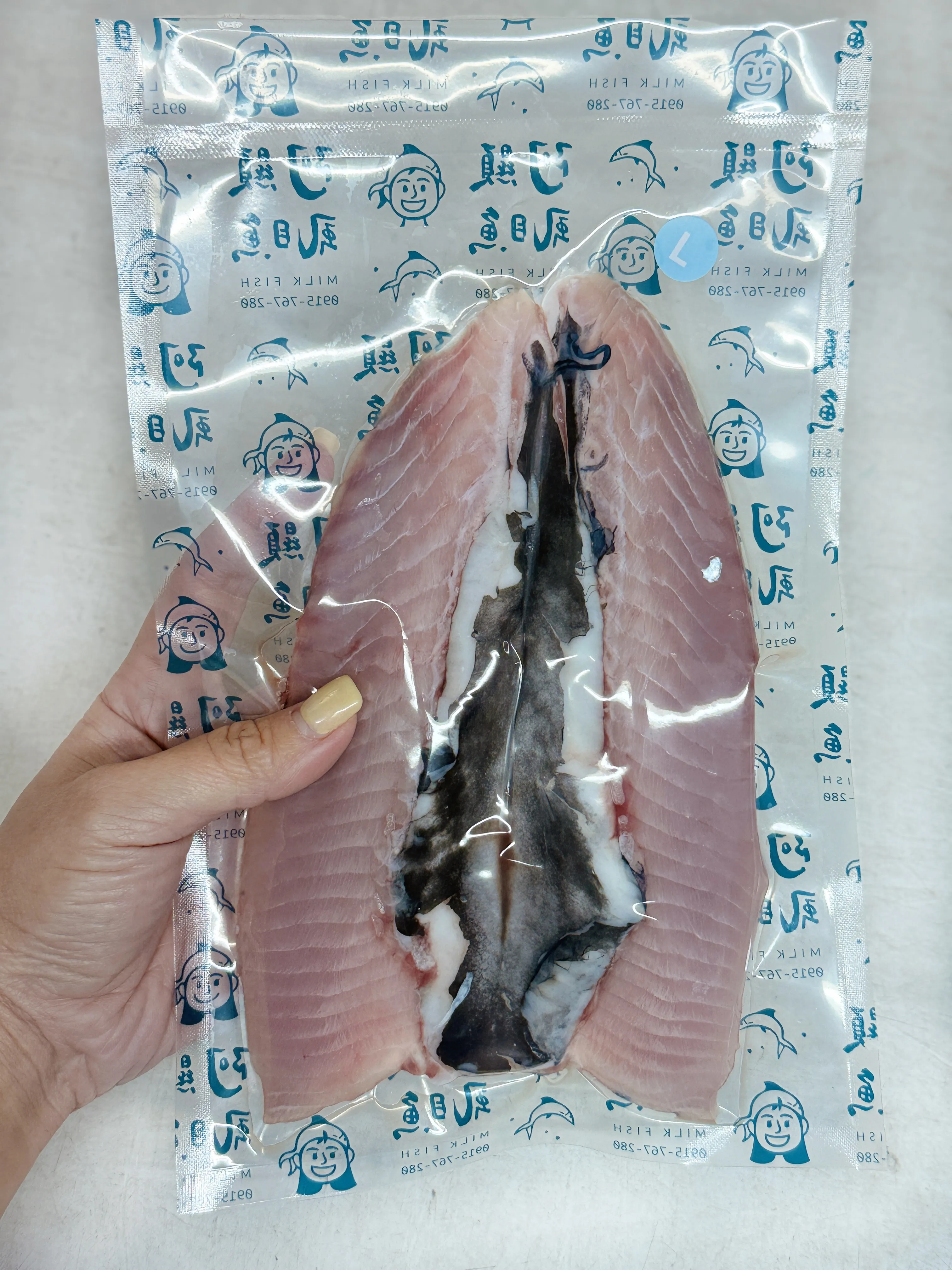 手工去刺虱目魚肚