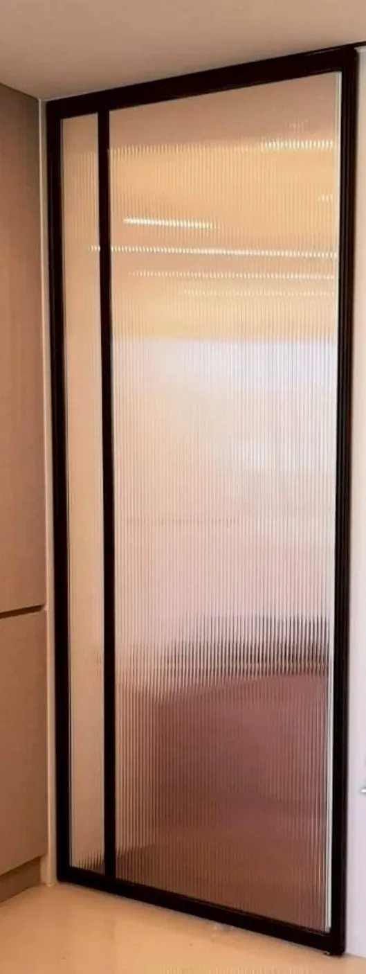 細鋁框拉門