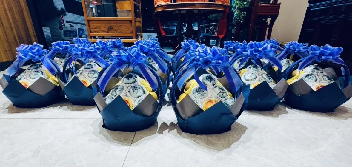 亡者男性 平安水果籃