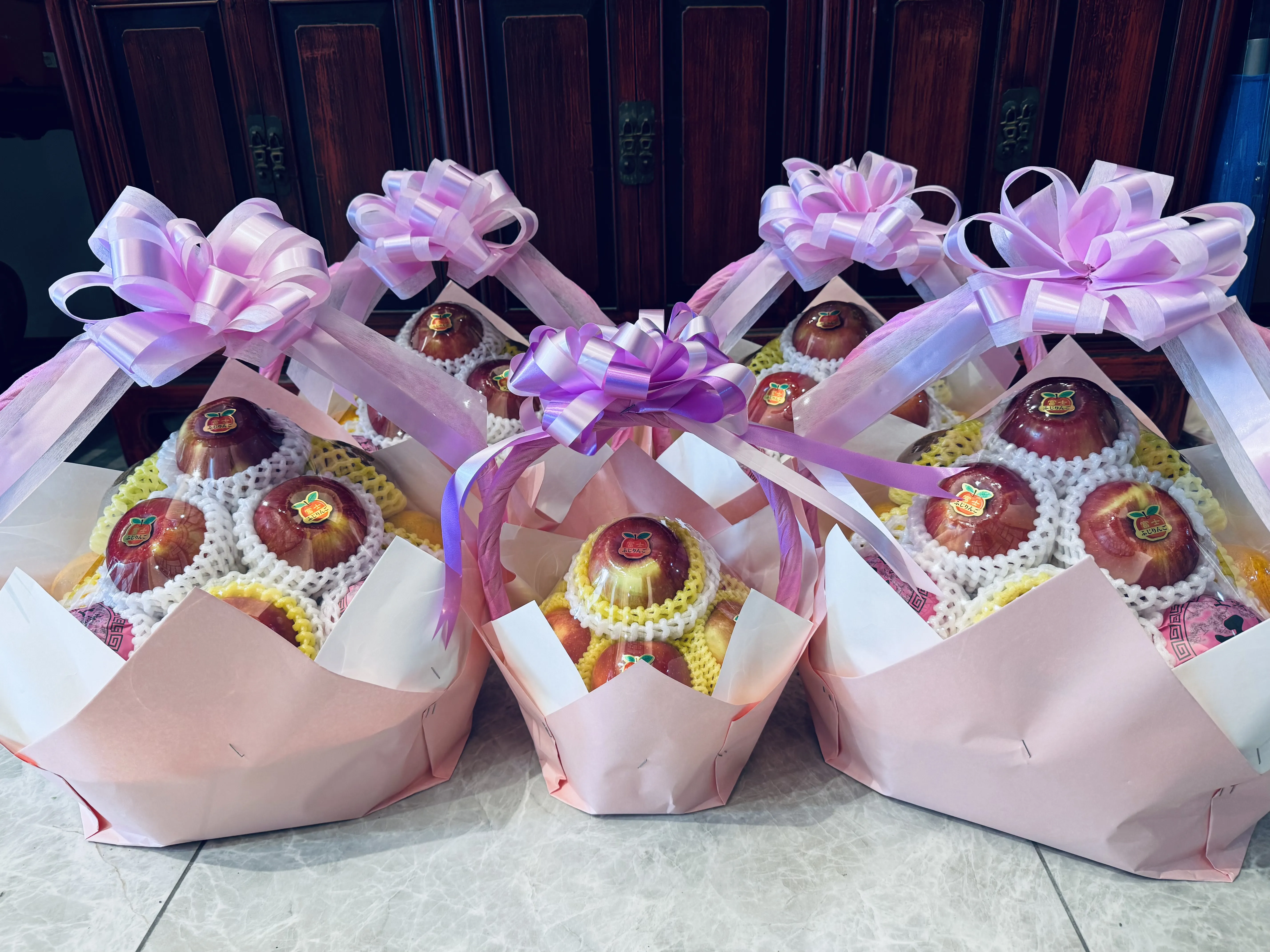 亡者女性 平安水果籃