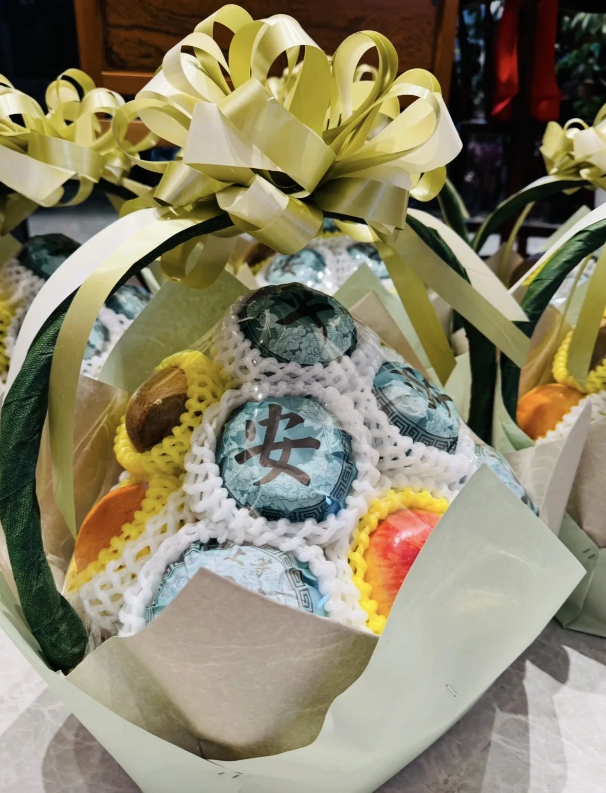 亡者男性 平安水果籃