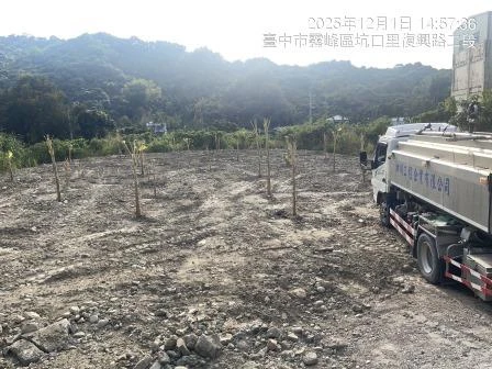香蕉園灑水作業