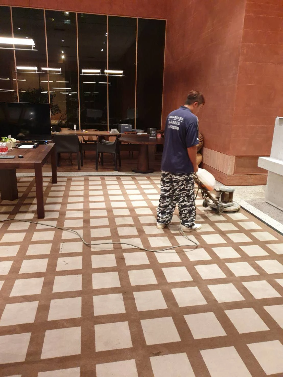 洗地毯