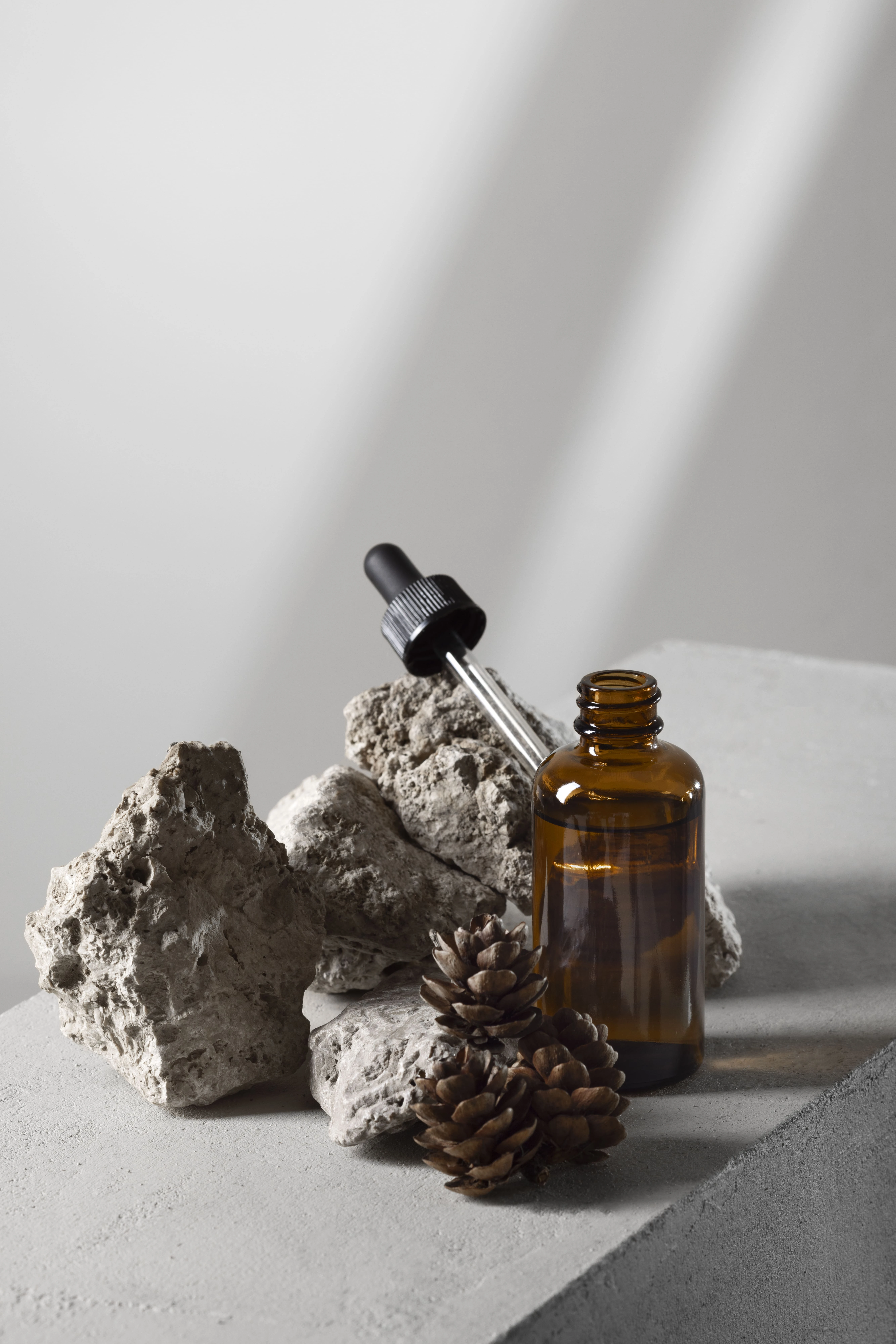 Ella Baché（愛雅霸／依蘭雅施） 法國專業護膚