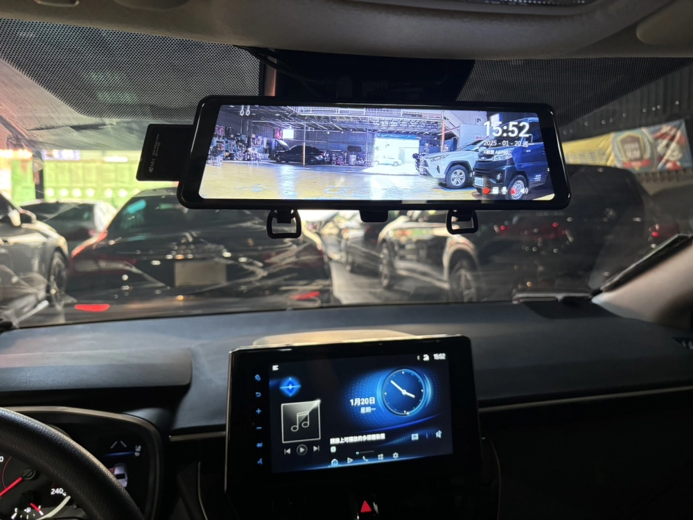 行車紀錄器