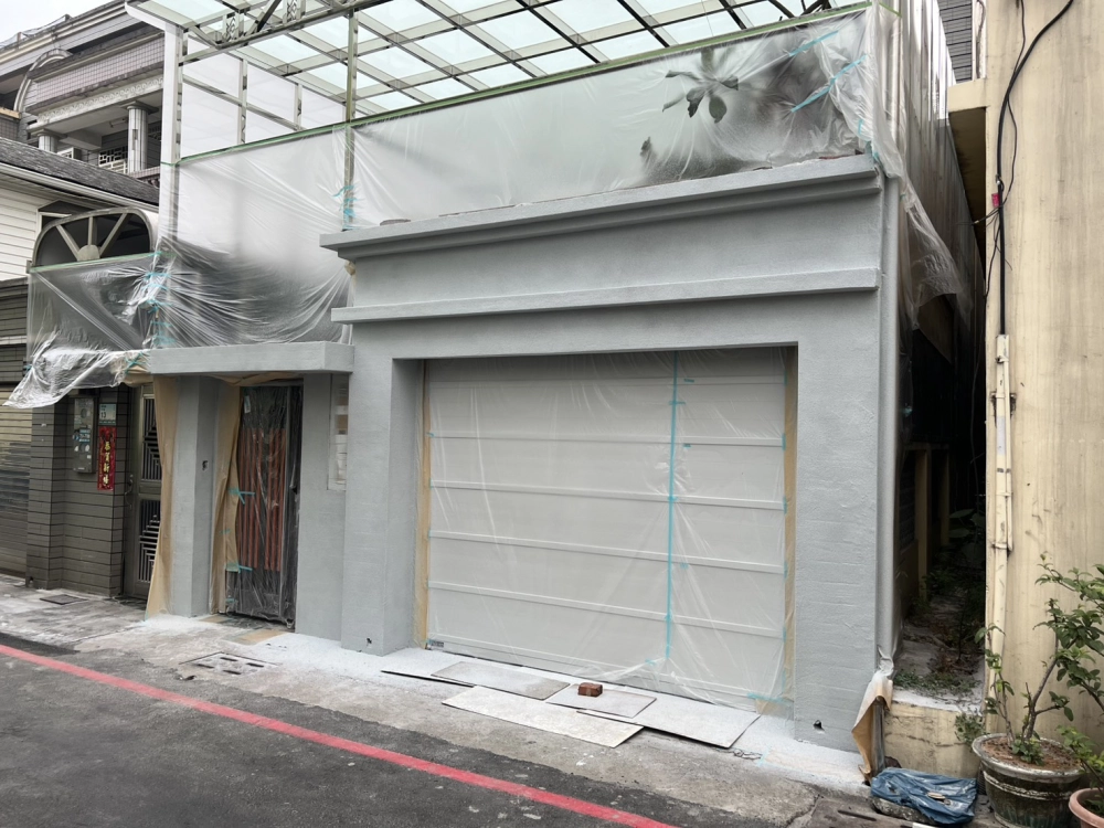 舊式騎樓外牆拉皮噴漆｜屏東老屋翻新｜萬丹老屋翻新