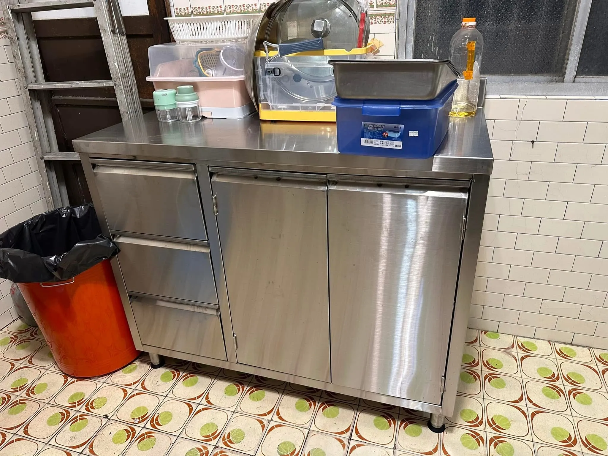 不銹鋼抽屜櫥櫃