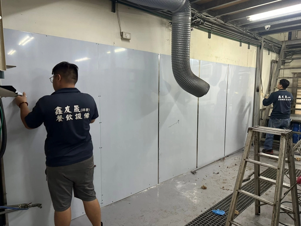 桃園市龜山區（二手廚房爐具，排風過濾設備安裝）