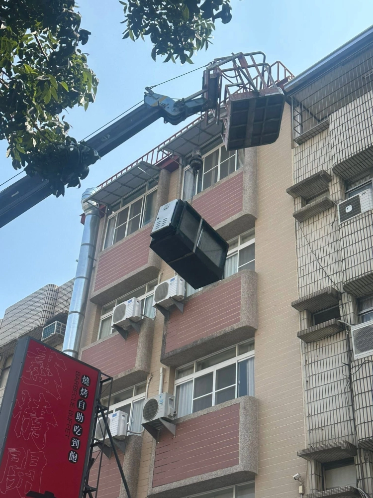 高雄小港宏平路排風設備