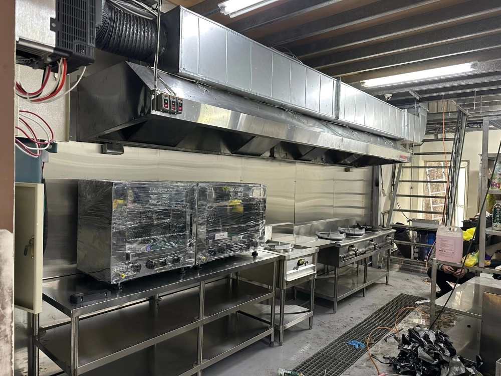 桃園市龜山區（二手廚房爐具，排風過濾設備安裝）