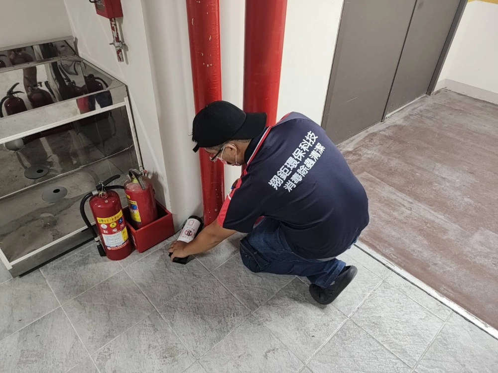 老鼠防治-動線放置餌站盒-台北除老鼠/中和除老鼠