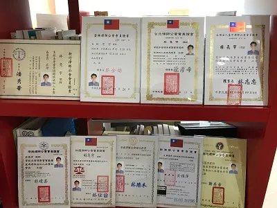 假律師橫行，您知道真假律師如何辨別？如何避免遇到假律師?就讓真亮法律事務所告訴您!