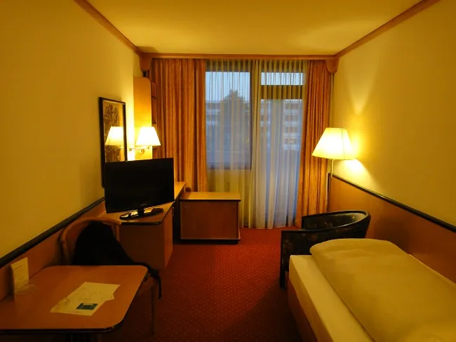 房東注意!!!公寓、透天分套房，將被直接認定為供公眾使用的建築物，未來要定期申報