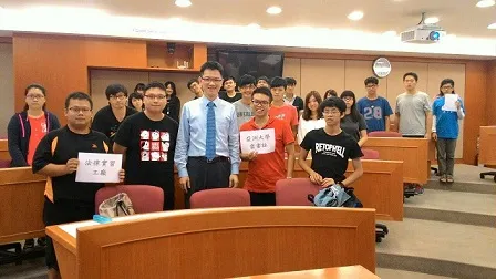 二度受邀前往亞洲大學擔任業界講師