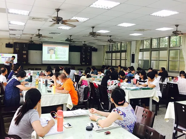 真亮法律事務所所長林亮宇律師於106年8月29日受邀至「台中市西屯區中山國中」主講：「106年度修復式法治教育基本概念及教學現場之運用」