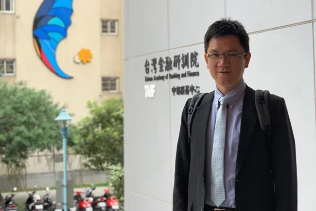 真亮法律事務所所長林亮宇律師，於108年2月23日受「台灣金融研訓院」之邀，擔任「不動產實務系列研習班-不動產爭訟實務」講師