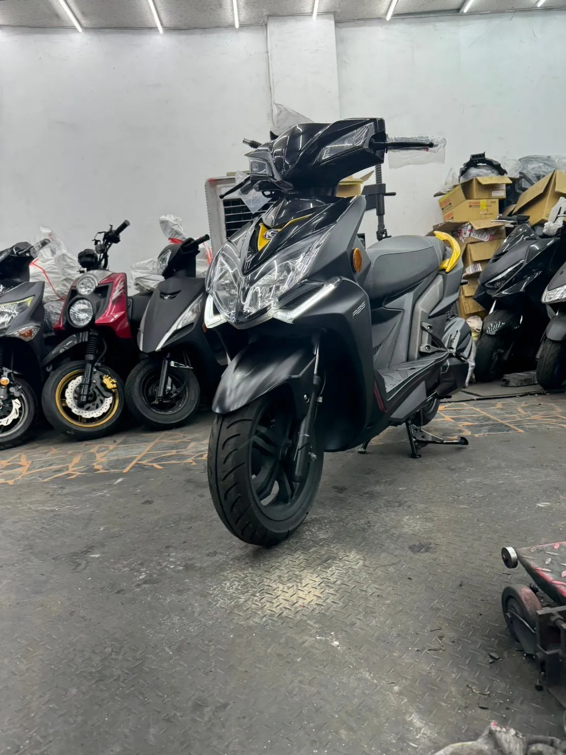 光陽 KYMCO  雷霆S  150cc