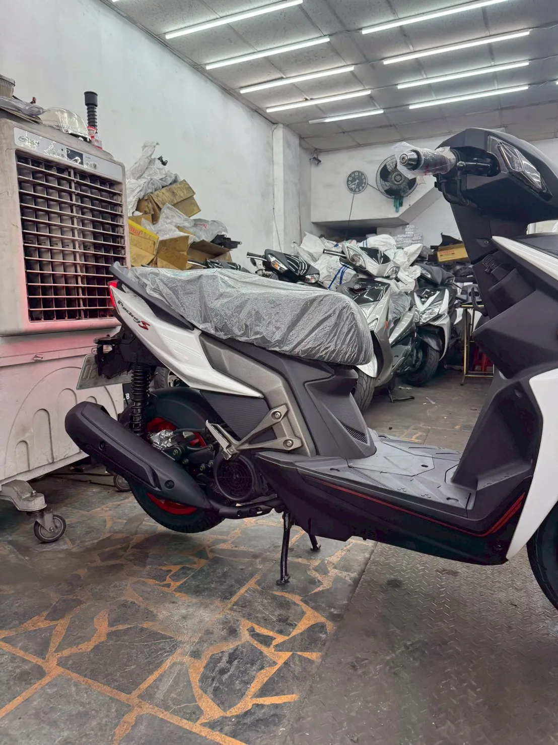 光陽 KYMCO 雷霆S 150cc