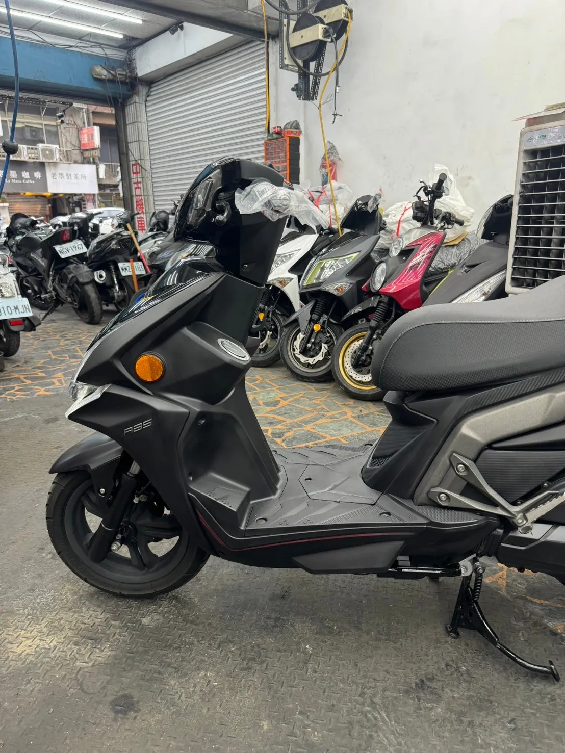 光陽 KYMCO  雷霆S  150cc