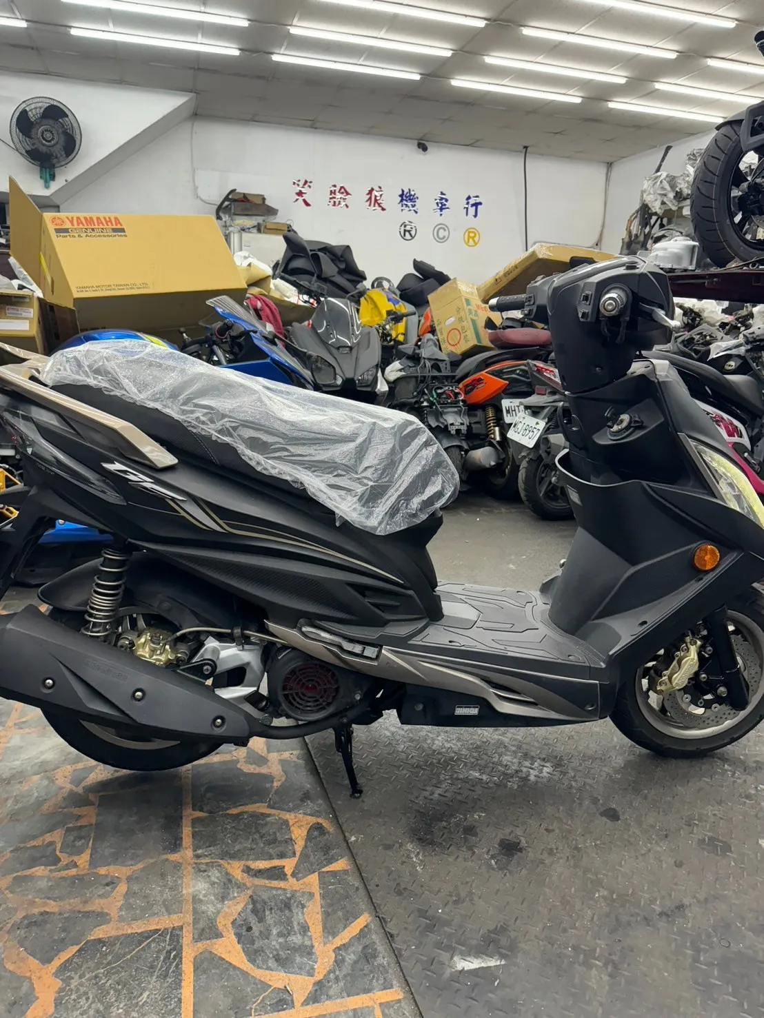 光陽  G6150cc  LED版