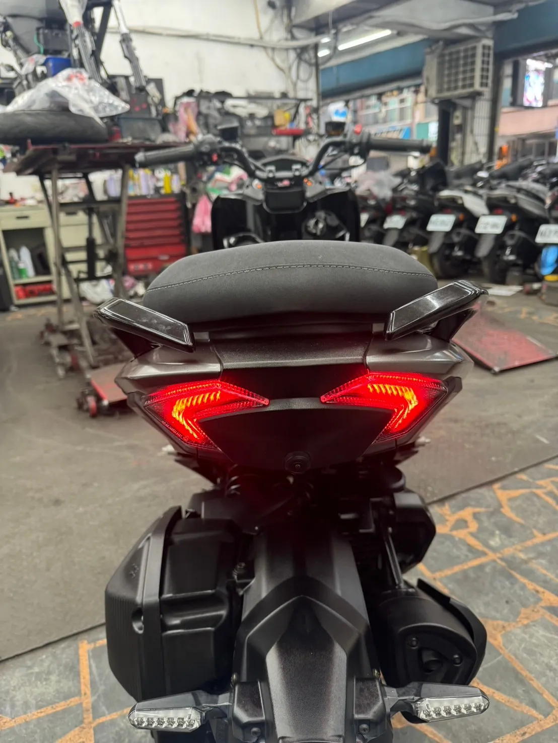 三陽  MMBCU  158cc