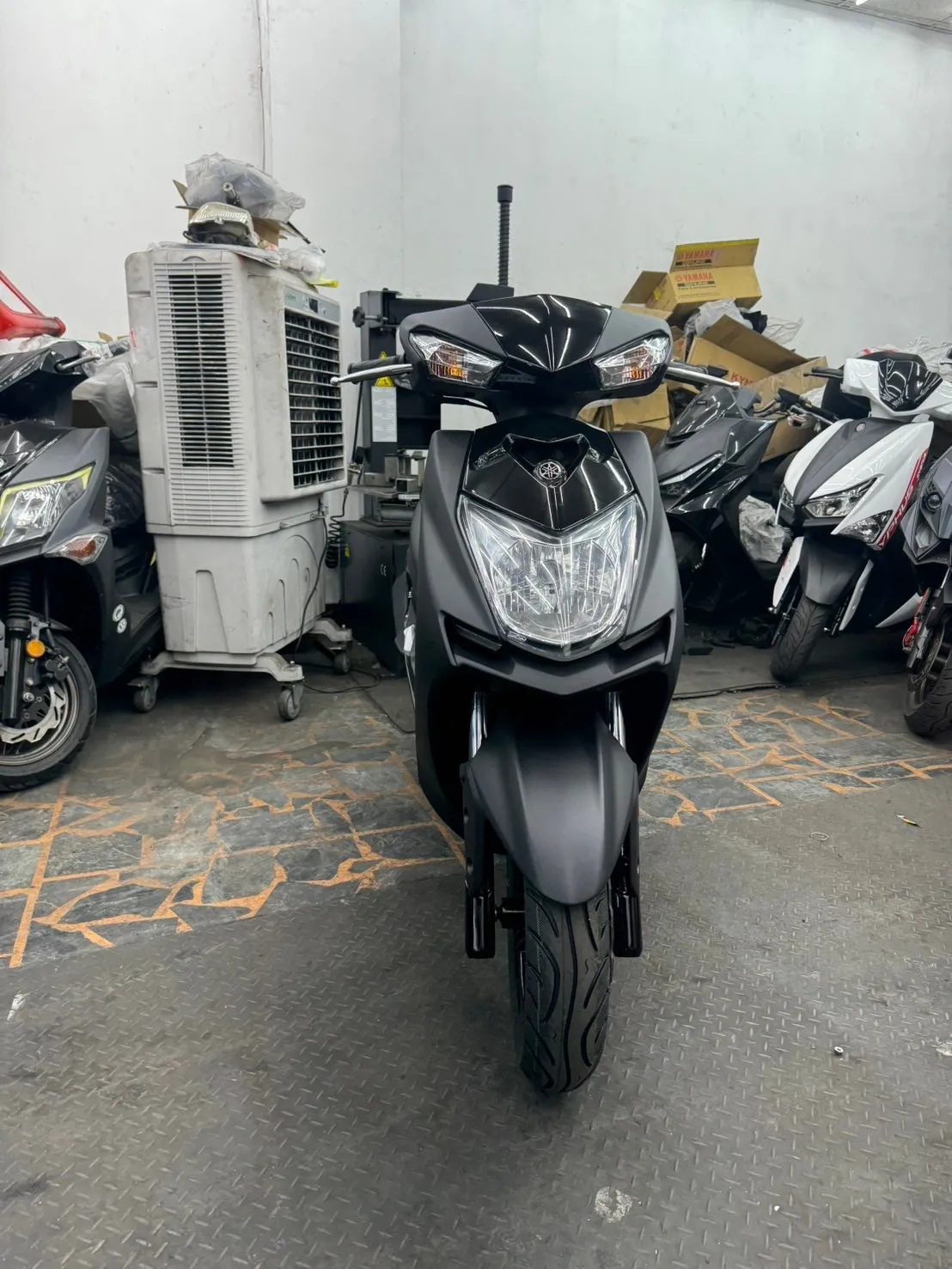 YAMAHA  勁戰四代 125cc