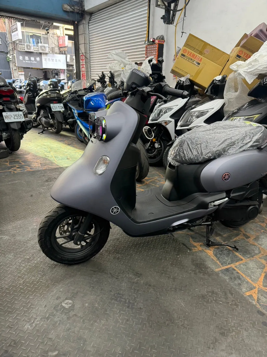 YAMAHA  小小兵 125cc