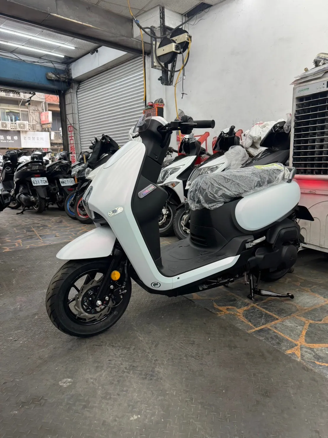 三陽 2023年 蜂鳥 CLBCU  125cc