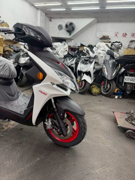 光陽 KYMCO 雷