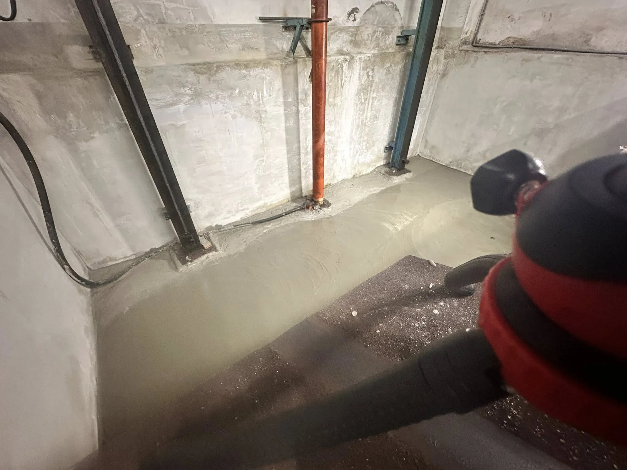 地下室汽車升降電梯漏水處理