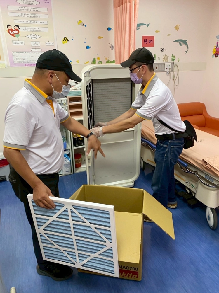 台北市立中興醫院急診室-小兒科門診室換濾網