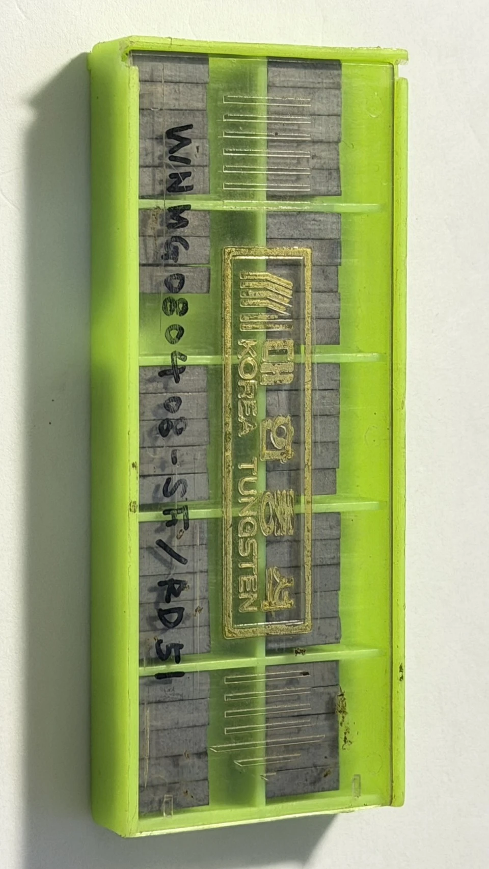 韓國大韓鎢業（Korea Tungsten，現為大邱鎢業 TaeguTec 的前身） WNMG 系列六角形（桃形）雙面車刀片