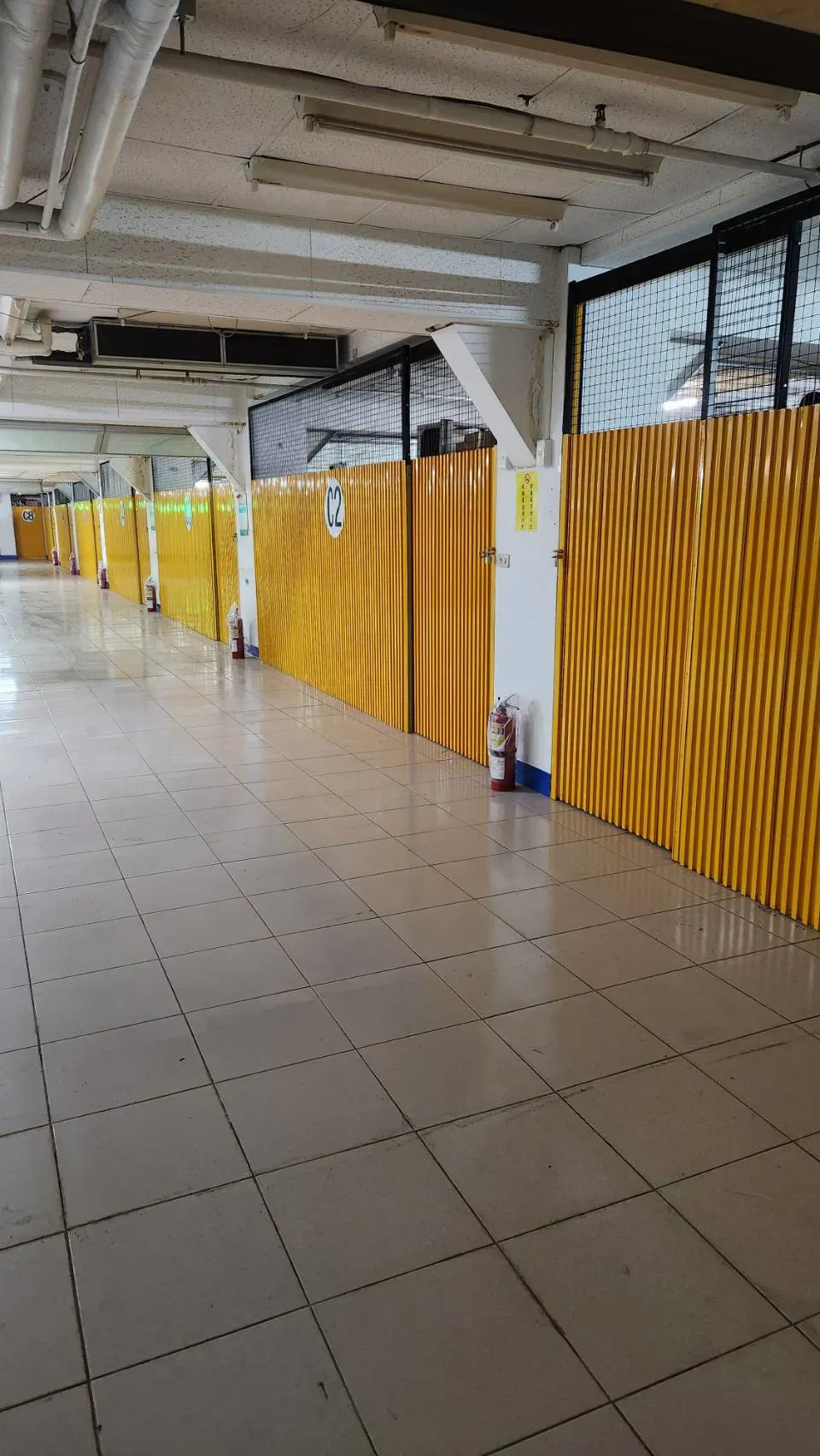 倉庫內有電梯嗎？