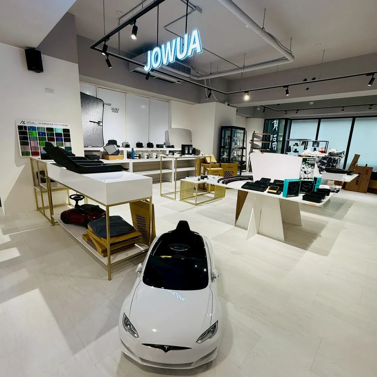 【九如旗艦店】電動車精品展售區 百坪空間搶先看