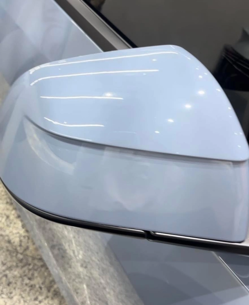 Tesla 煥新Model Y  G182 霧藍灰色