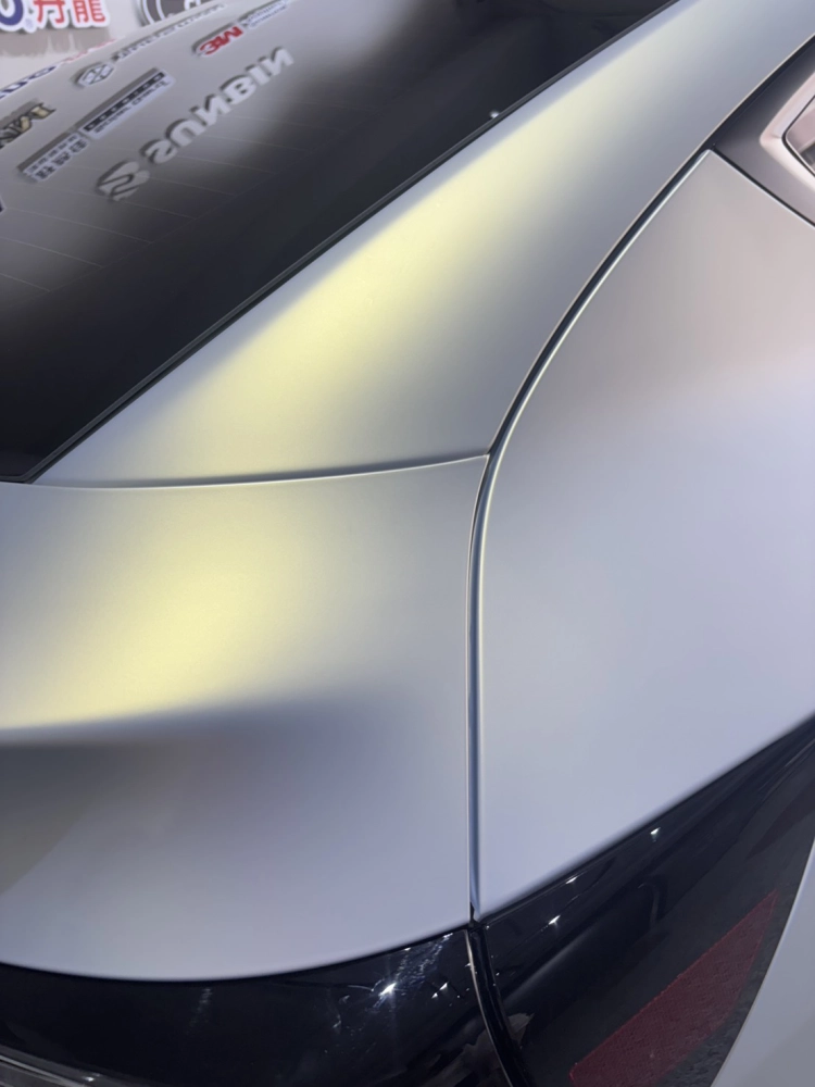 Tesla 煥新Model Y  SM303 玫瑰藍金色