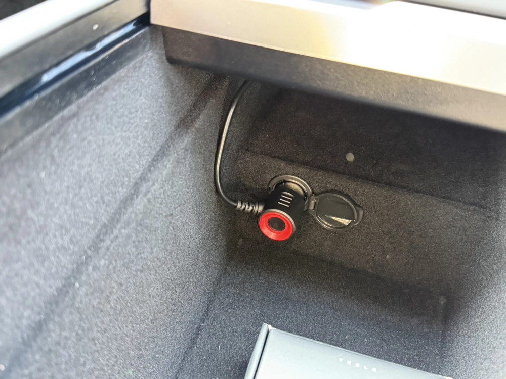 Tesla Model 3快譯通 M988w